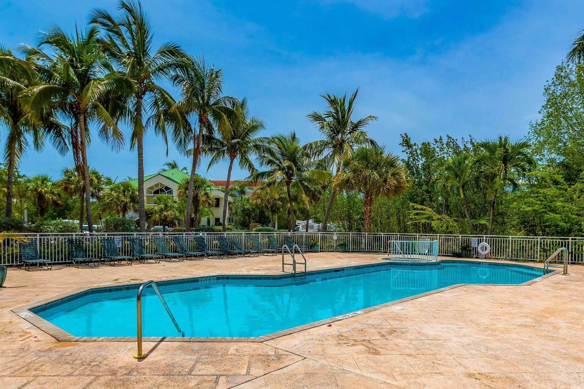 Sunrise Suites Catalina Suite #311 كي وست الغرفة الصورة